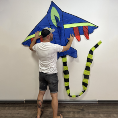 Modrý šarkan lietadlo s chvostom Modrý šarkan lietadlo s chvostom