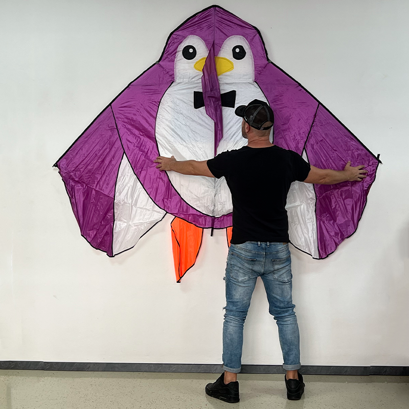 Deltový šarkan Tučniak XXL modro biely