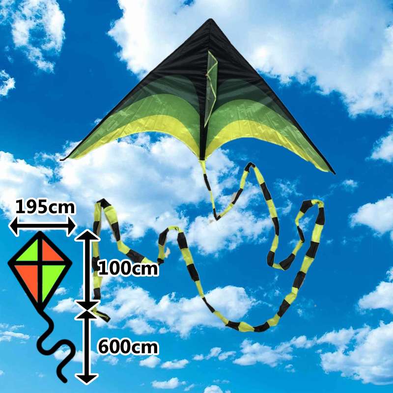 Červený delta šarkan s dlouhým ocasem